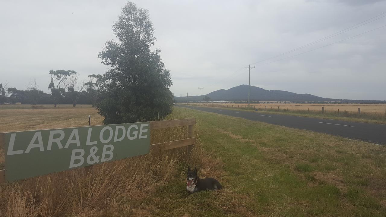 Lara Lodge Exterior photo
